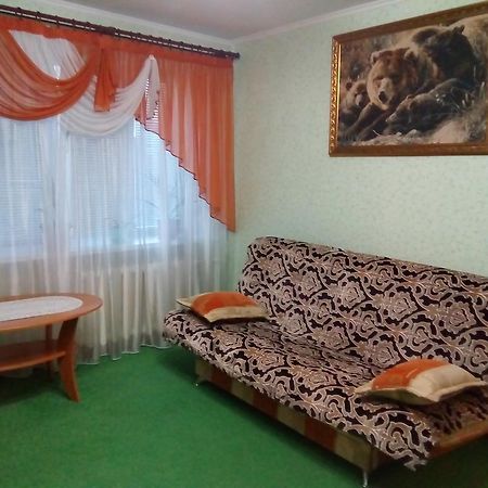 Apartments On Leninskaya Street Nyasvizh Ngoại thất bức ảnh