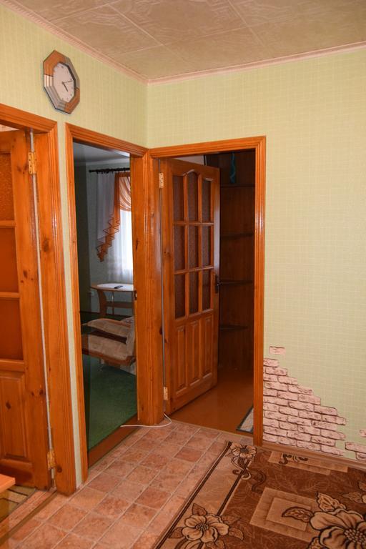 Apartments On Leninskaya Street Nyasvizh Ngoại thất bức ảnh
